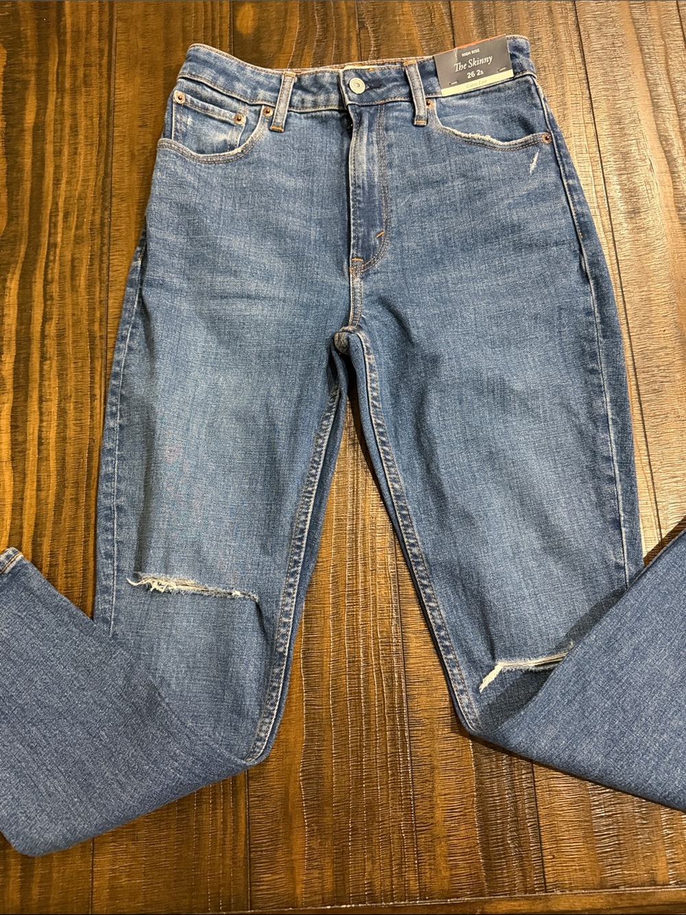 NWT 26 Short Abercrombie & Fitch The Skinny High-Rise Women’s Jeans - Blue